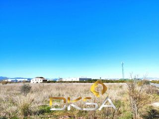 Terreno en venta en Piscinas en Villarreal