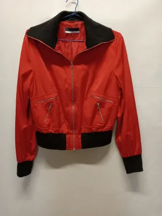 Cazadora roja talla M
