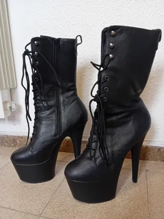 Botas Pleaser Plataforma