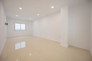 Piso en alquiler en Santa Catalina - Canteras en Palmas de Gran Canaria(Las)