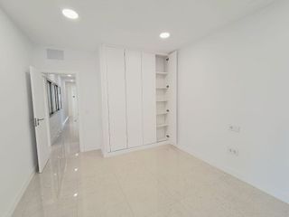 Piso en alquiler en Santa Catalina - Canteras en Palmas de Gran Canaria(Las)