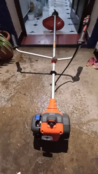 Cortadora de césped Husqvarna 129R