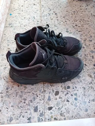 Zapatos deportivos negros
