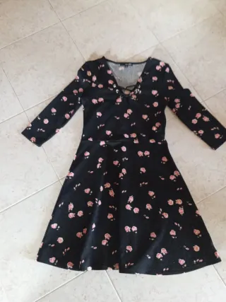 Vestitino Jennifer nero con fiori rosa tg M