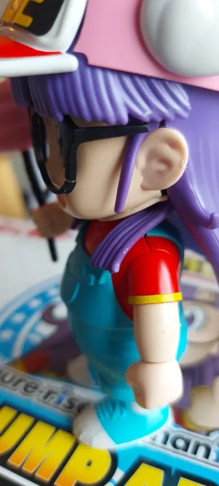 Figura Arale Bandai