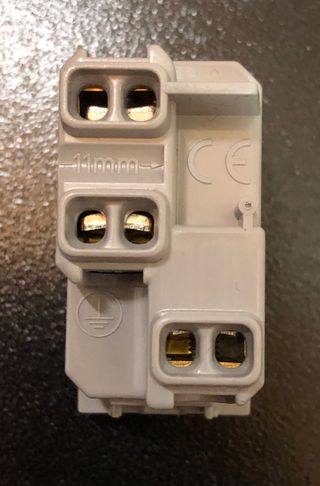 OMNIALUXSTORE BTICINO MATIXGO PRESA JW4180 10PEZZI