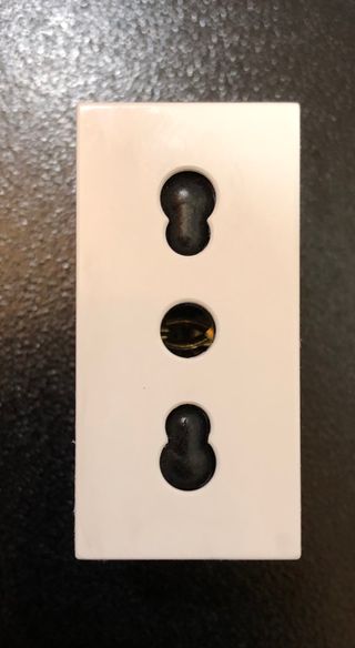 OMNIALUXSTORE BTICINO MATIXGO PRESA JW4180 10PEZZI