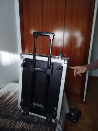 Controladora DJ Traktor S4 MK1