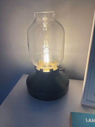 Lámparas de mesa negra y cristal