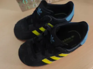 Zapatillas Adidas Gazelle Azul y Amarillo