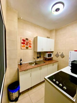 Piso en alquiler en Santa Catalina - Canteras en Palmas de Gran Canaria(Las)