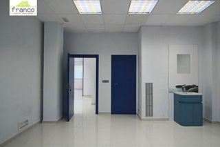 Local comercial en alquiler en Juan de Borbón - La Flota en Murcia