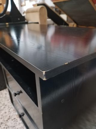 ESCRITORIO DE MADERA NEGRO