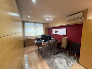 Oficina en alquiler en Can Roca-Muntanyeta en Castelldefels