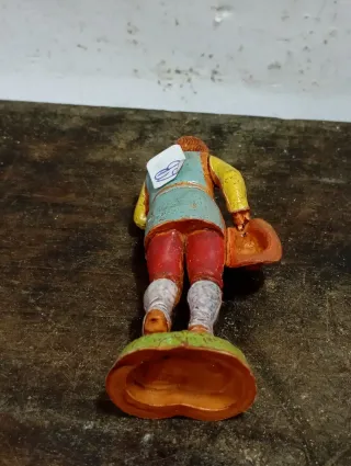 LIQUIDACIÓN Figura Belén Landi Hombre con Sombrero