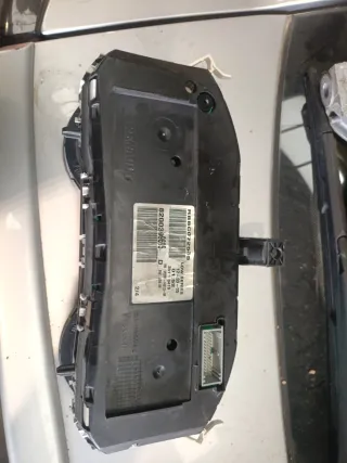 Cuadro instrumentos Renault Megane 8200399695