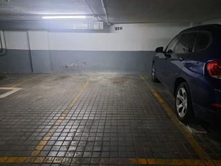 Garaje en alquiler en Gaztambide en Madrid