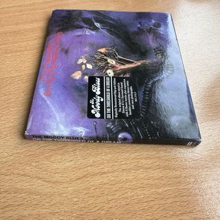 CD The Moody Blues On The Threshold Of Dream SACD