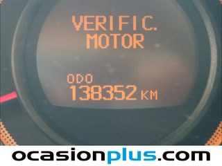 Toyota Auris 1.4 VVT-i 71 kW (97 CV)