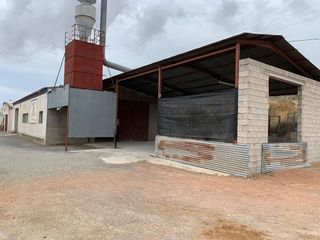 Nave industrial en venta en Aspe