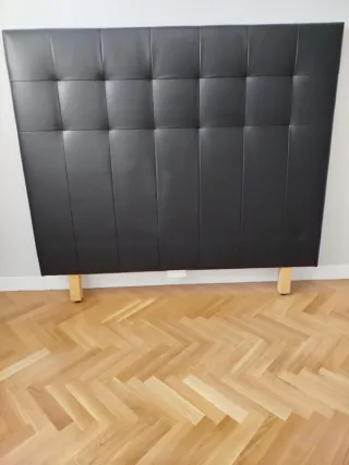 Cabecero polipiel negro Ikea