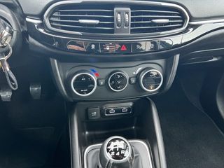Fiat Tipo 1.0 Cross 74 kW (101 CV)
