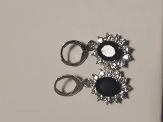 Conjunto Plata Pendientes y Colgante Negro