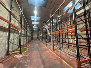 Nave industrial en alquiler en Viladecavalls