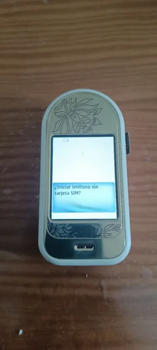 Teléfono Móvil Nokia deslizable Funciona bien