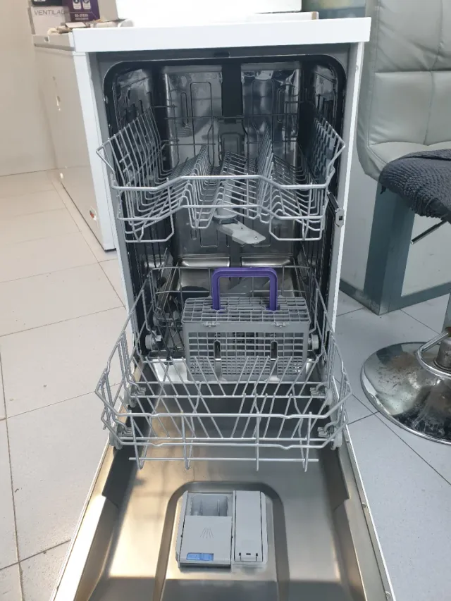 Lavavajillas Beko 45cm ancho