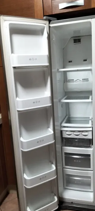 Frigorífico americano averiado