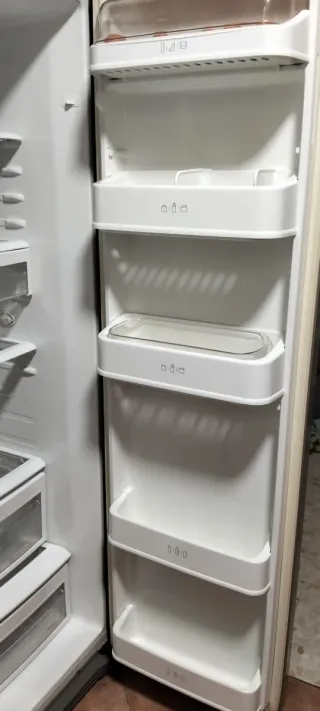 Frigorífico americano averiado