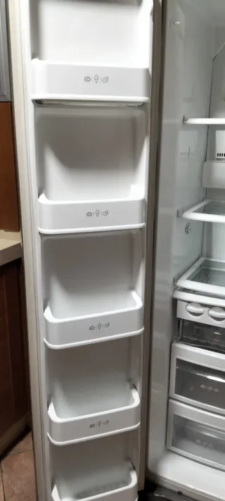 Frigorífico americano averiado