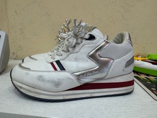 Scarpe U.S. Polo Assn. bianche e argento