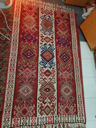 Tappeto antico fatto a mano