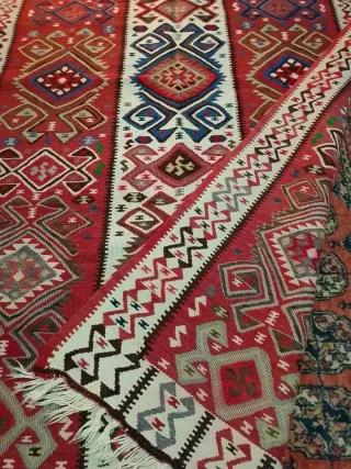 Tappeto antico fatto a mano