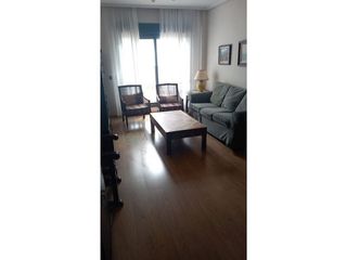 Ático en alquiler en Puerta Blanca en Málaga