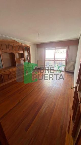 Piso en venta en A Ponte en Ourense