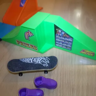 Hot Wheels Skate Park Tony Hawk