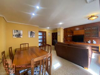 Piso en alquiler en Este en Castellón de la Plana