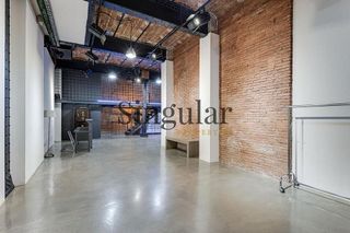 Local comercial en alquiler en Vila de Gràcia en Barcelona