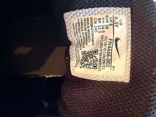 Zapatillas Nike Negras y Grises