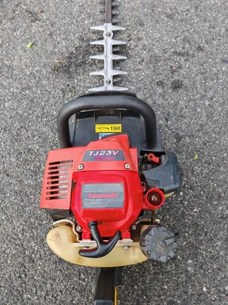 Cortasetos Kawasaki TJ23V