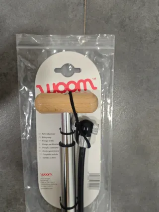 Bomba de pie Woom Airflo