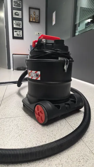 Aspirador Industrial Trend Negro