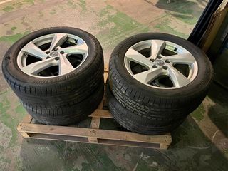 4 Llantas Audi Q3 18” OEM + Neumáticos