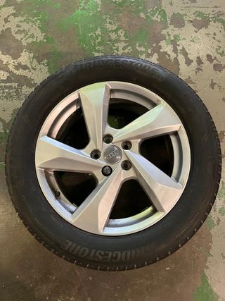 4 Llantas Audi Q3 18” OEM + Neumáticos