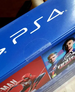PS4 (PlayStation 4) 500GB Precintada
