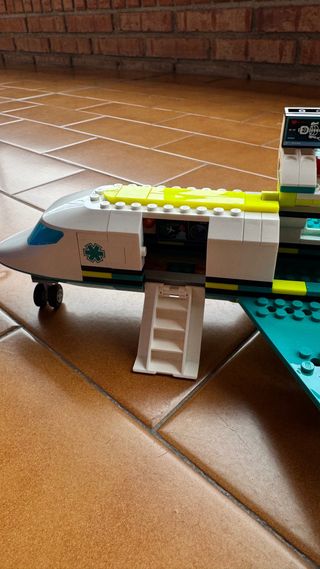 LEGO City Avión 60465 (Incompleto)