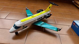 LEGO City Avión 60465 (Incompleto)